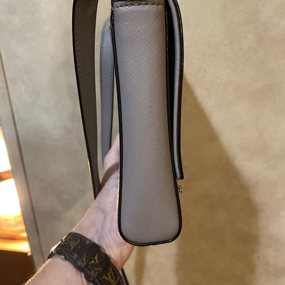 Kate Spade Light Lavender Crossbody Bag - Picture 3 of 9